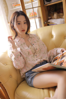 黄胜妍